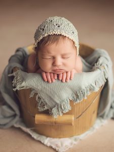 Fotografía de newborn artística en estudio